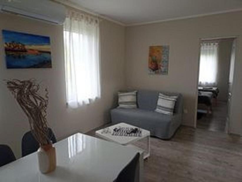 Sueni Apartman Ordacsehi Exterior photo